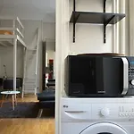 Victor Hugo - Studio - Paris 16